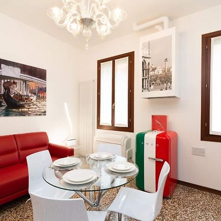 Just Urban Stays - Castello 5067 Boutique Apartment Βενετία Εξωτερικό φωτογραφία